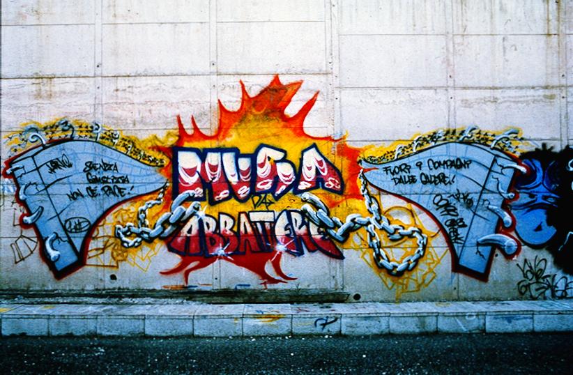GRAFFITI STAZIONE NOMENTANA (1992)