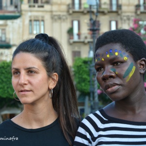 Identità: Performance di arte terapia e multiculturalità